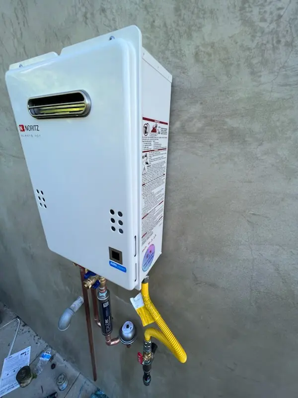 Tankless water heater installation for Independence Square homes